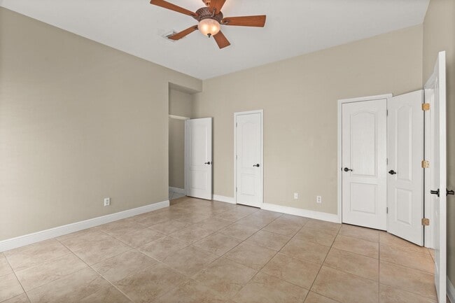 property at 4503 Summer Lakes