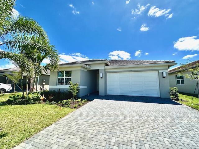 11785 SW Oceanus Blvd in Port St. Lucie, FL - Building Photo