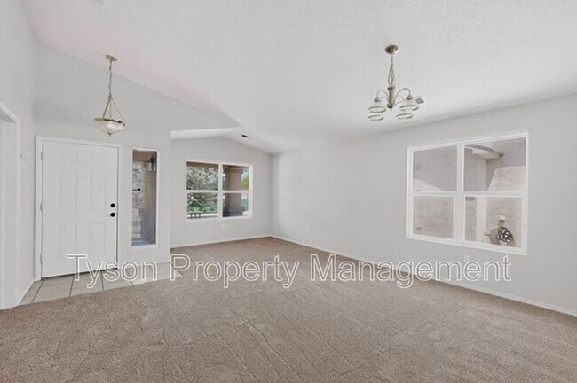 9012 Sandy Spring Ave SW in Albuquerque, NM - Building Photo - Building Photo