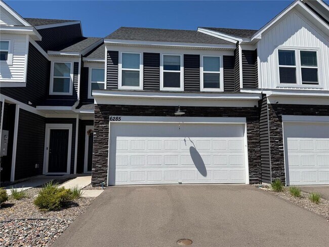 6285 Larkspur Ln in Corcoran, MN - Building Photo - Building Photo