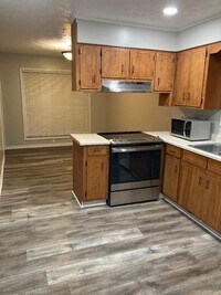 615 Sycamore St photo'