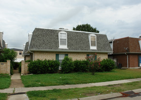 2906 Houma Blvd Apartments