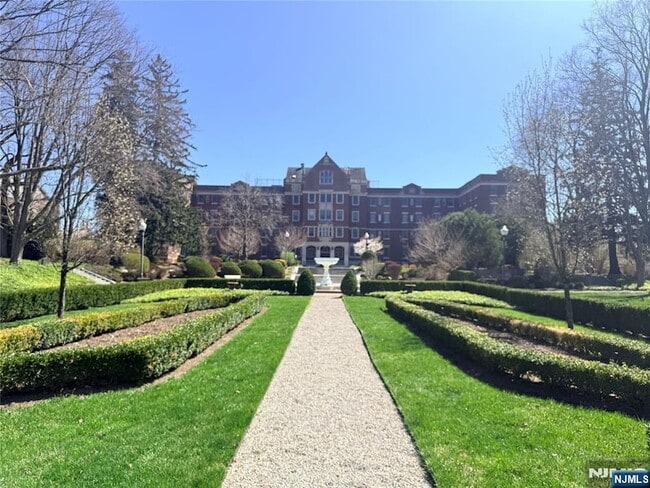 property at 3104 Rio Vista Dr