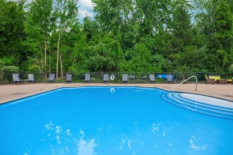 Portside Apartments in Sheffield Lake, OH - Building Photo - Building Photo