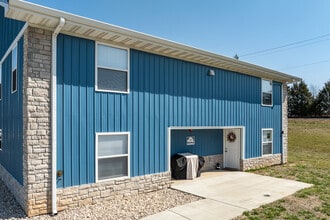 The Willows in Strafford, MO - Building Photo - Building Photo
