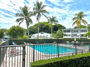 450 W Camino Real in Boca Raton, FL - Building Photo - Building Photo