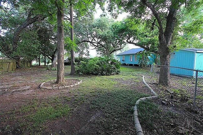 property at 1207 Ross St