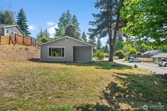 502 Tullis St NE in Olympia, WA - Building Photo - Building Photo