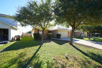 8434 Favero Cove in Converse, TX - Building Photo - Building Photo