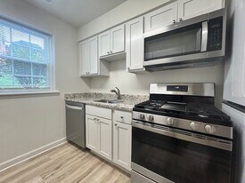 Harford Village South in Bel Air, MD - Building Photo