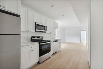 5102 Arch St, Unit 2 in Philadelphia, PA - Building Photo - Building Photo