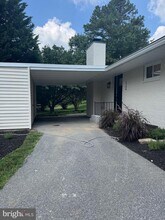 1306 Pine Ridge Ln in Pikesville, MD - Building Photo - Building Photo