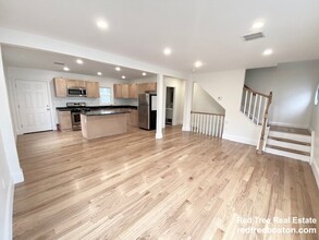 16 Plainfield St in Boston, MA - Building Photo - Building Photo