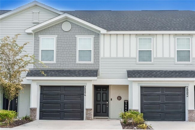 property at 2884 Idyll Lks Cir