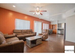 2381 N 4th Ave in Tucson, AZ - Building Photo - Building Photo