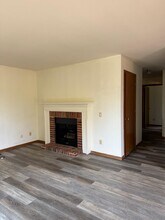 1018 Gammon Ln in Madison, WI - Building Photo - Building Photo