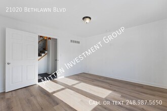 21020 Bethlawn Blvd in Ferndale, MI - Building Photo - Building Photo