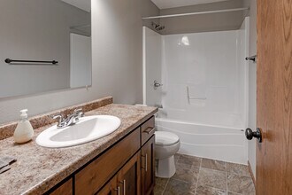 Liberty Townhomes in St. Cloud, MN - Building Photo - Interior Photo