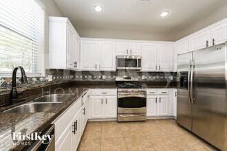 7178 Picton Ave in Las Vegas, NV - Building Photo - Building Photo