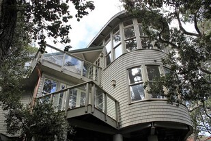 3300 7th Pl in Carmel By The Sea, CA - Building Photo