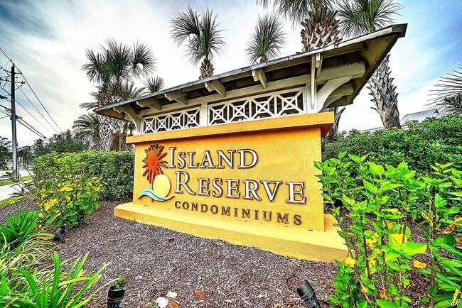 8700 Front Beach Rd