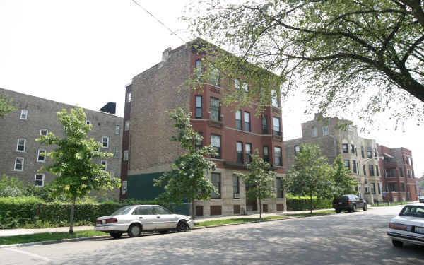 919-921 N Campbell Ave in Chicago, IL - Building Photo