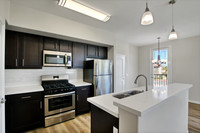 Avia La Jolla II Senior 55+ Community in San Diego, CA - Building Photo - Building Photo