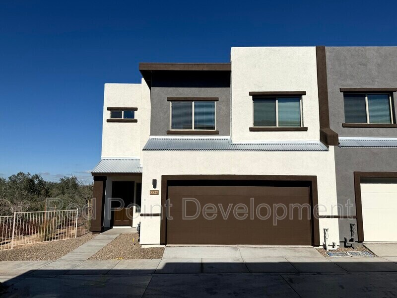 8503 N Thornydale Rd in Oro Valley, AZ - Building Photo