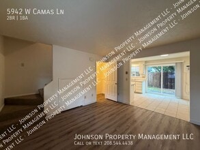 5942 W Camas Ln in Boise, ID - Building Photo - Building Photo