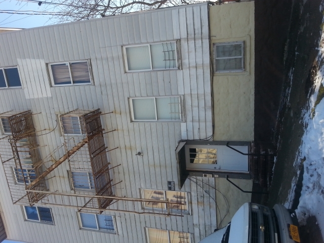 30 Herriot Pl in Yonkers, NY - Building Photo - Building Photo