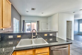 972 Wembly Hills Pl in Henderson, NV - Building Photo - Building Photo
