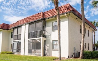 4346 27th Ct SW in Naples, FL - Building Photo