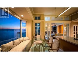 1861 Beach Ave in Vancouver, BC - Building Photo