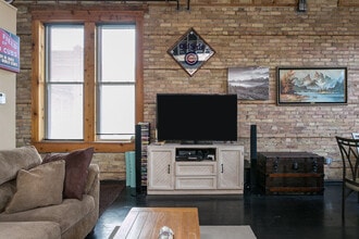 421 N Main St in Oshkosh, WI - Building Photo - Building Photo