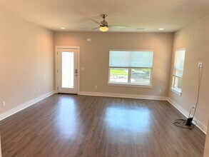 3462 W Tuscan Rd in Fayetteville, AR - Building Photo - Building Photo
