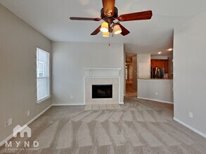 1039 Providence Blvd in Providence Village, TX - Foto de edificio - Building Photo