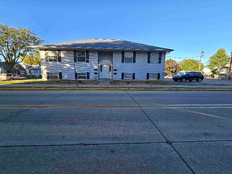 1113 2nd Ave-Unit -1 in Silvis, IL - Building Photo