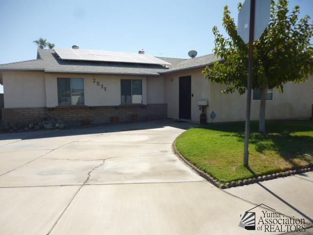 2511 S Walnut Ave in Yuma, AZ - Building Photo - Building Photo