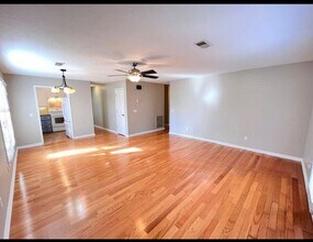 57 Nantucket Dr in Bella Vista, AR - Building Photo - Building Photo