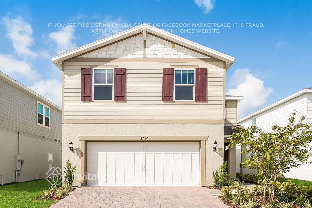 2726 Serenity Gdn Dr in Kissimmee, FL - Building Photo