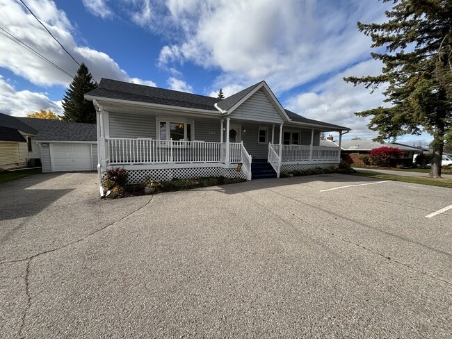 property at 1183 Chemong Rd