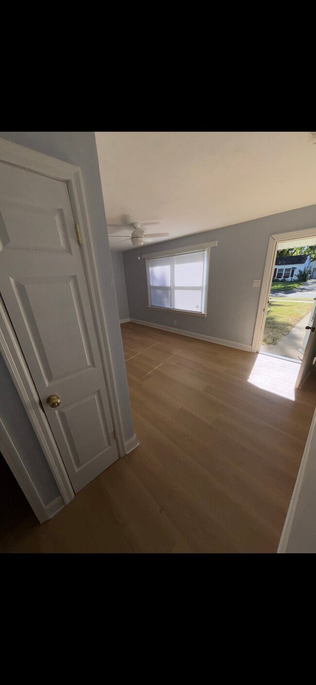 37 St Celeste Dr in Florissant, MO - Building Photo - Building Photo