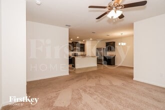 1053 SW Canary Terrace in Port St. Lucie, FL - Building Photo - Building Photo