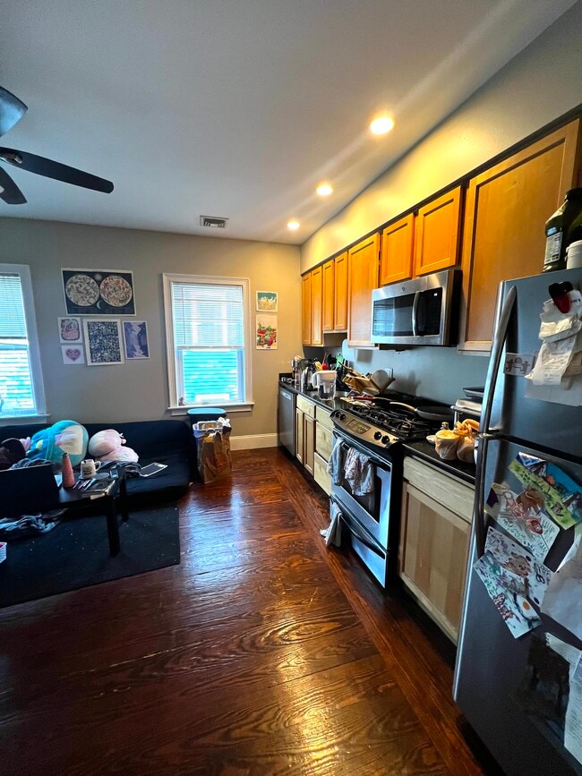 180 Hillside St, Unit 3 in Boston, MA - Building Photo - Building Photo