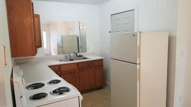 6019 Madison in Coloma, MI - Building Photo - Building Photo