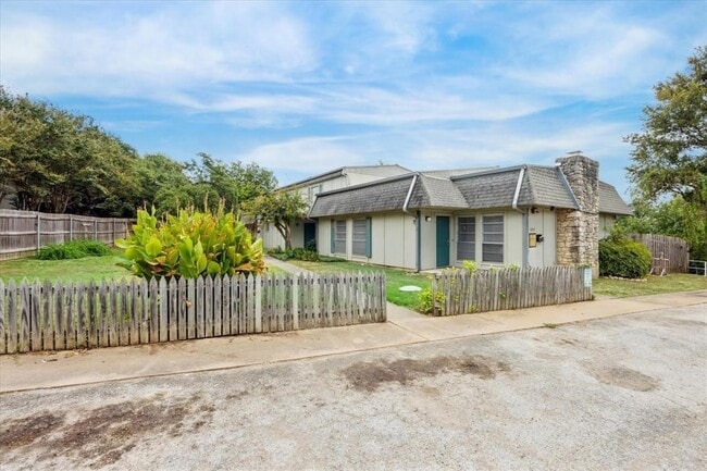 807 Castle Ridge Rd, Unit A in Austin, TX - Building Photo - Building Photo