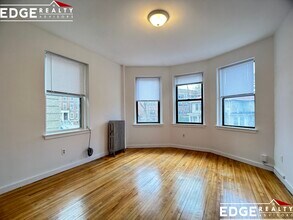 160 Strathmore Rd, Unit 8 in Boston, MA - Building Photo - Building Photo