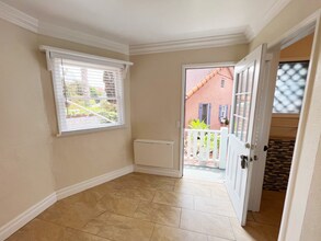 212 N Coast Hwy in Laguna Beach, CA - Building Photo - Building Photo