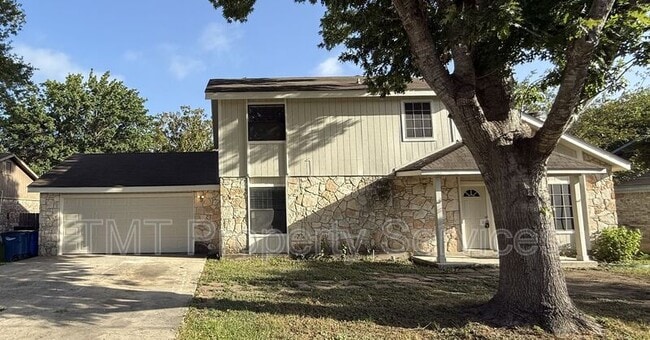 property at 724 Sunshadow Dr