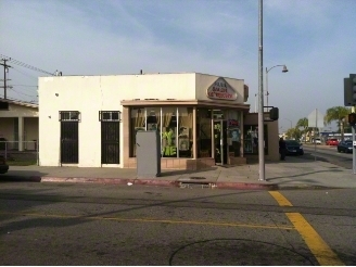 1601 Whittier Blvd in Montebello, CA - Building Photo